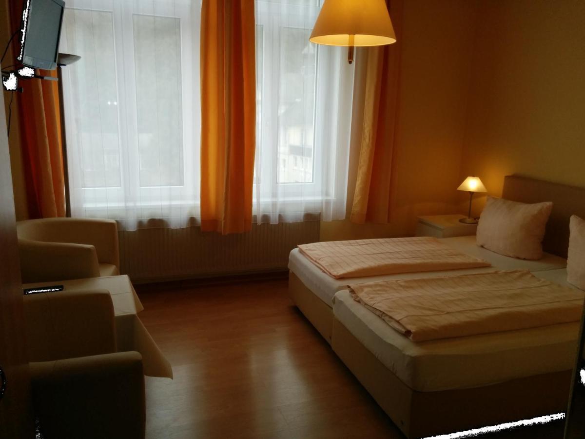 Kurhotel Quellenhof Bad Bertrich Exterior foto