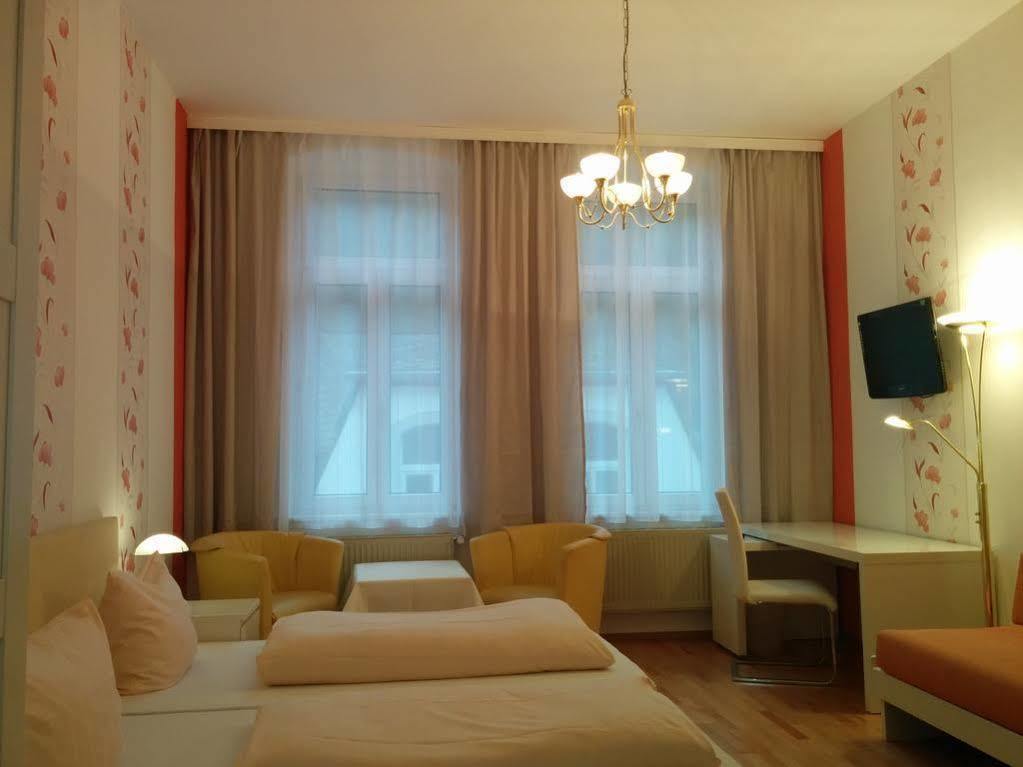 Kurhotel Quellenhof Bad Bertrich Exterior foto